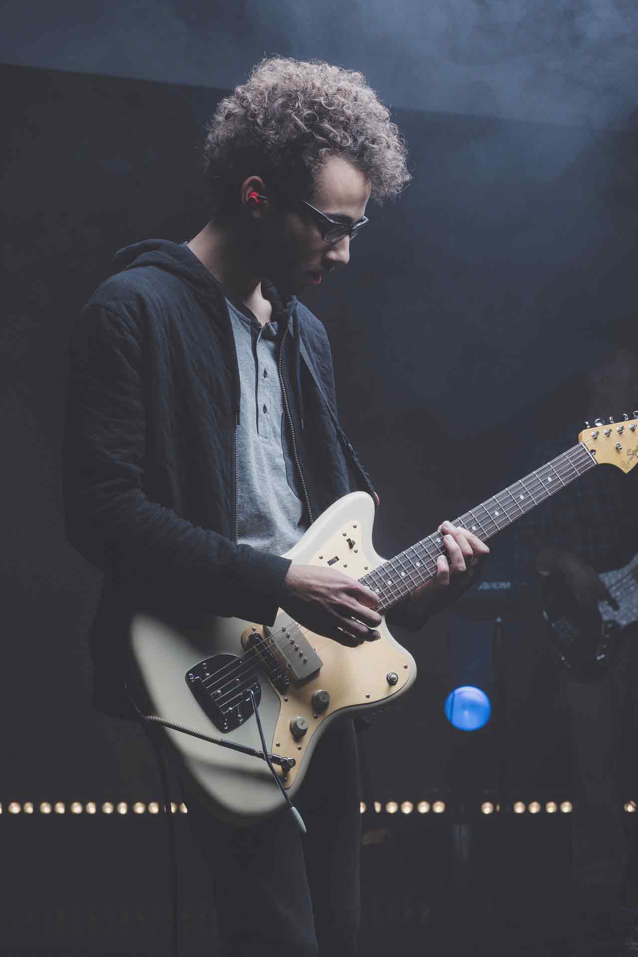 adult-band-close-up-concert-243989
